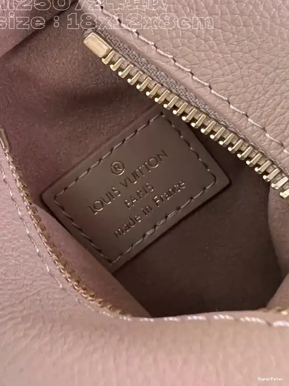 PM-18*12.5*8CM Side Trunk VUITTON LOUIS 0705